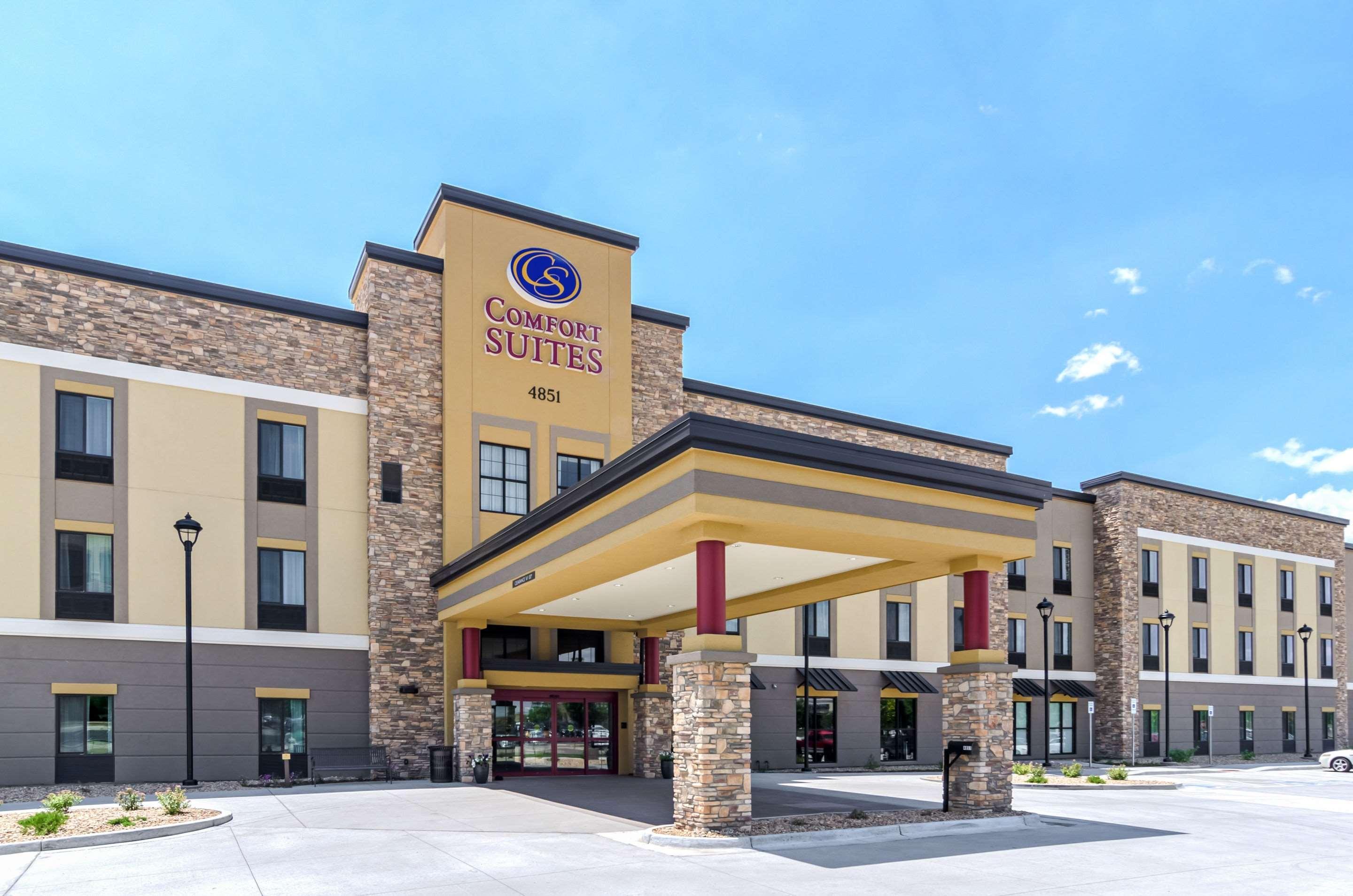 Comfort Suites Loveland Exterior photo